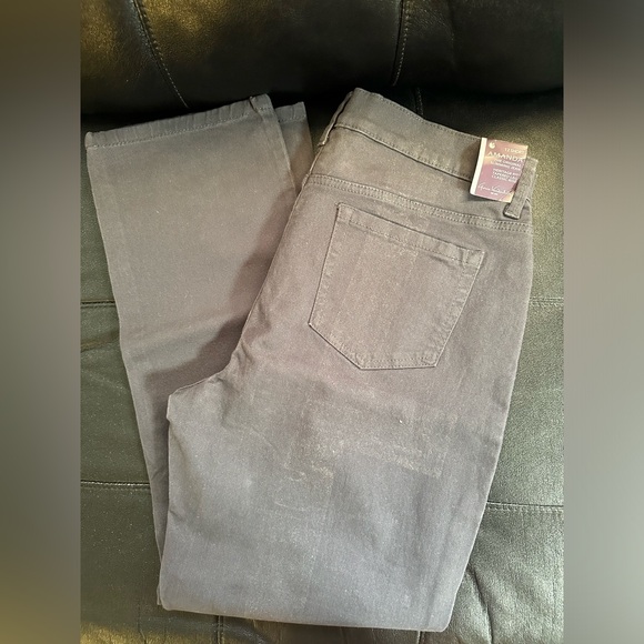 Gloria Vanderbilt Amanda dark gray jeans. Size 12 short. New with tags. - Picture 3 of 3